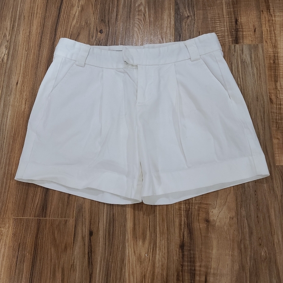 Alfred Sung White Shorts - Picture 1 of 6